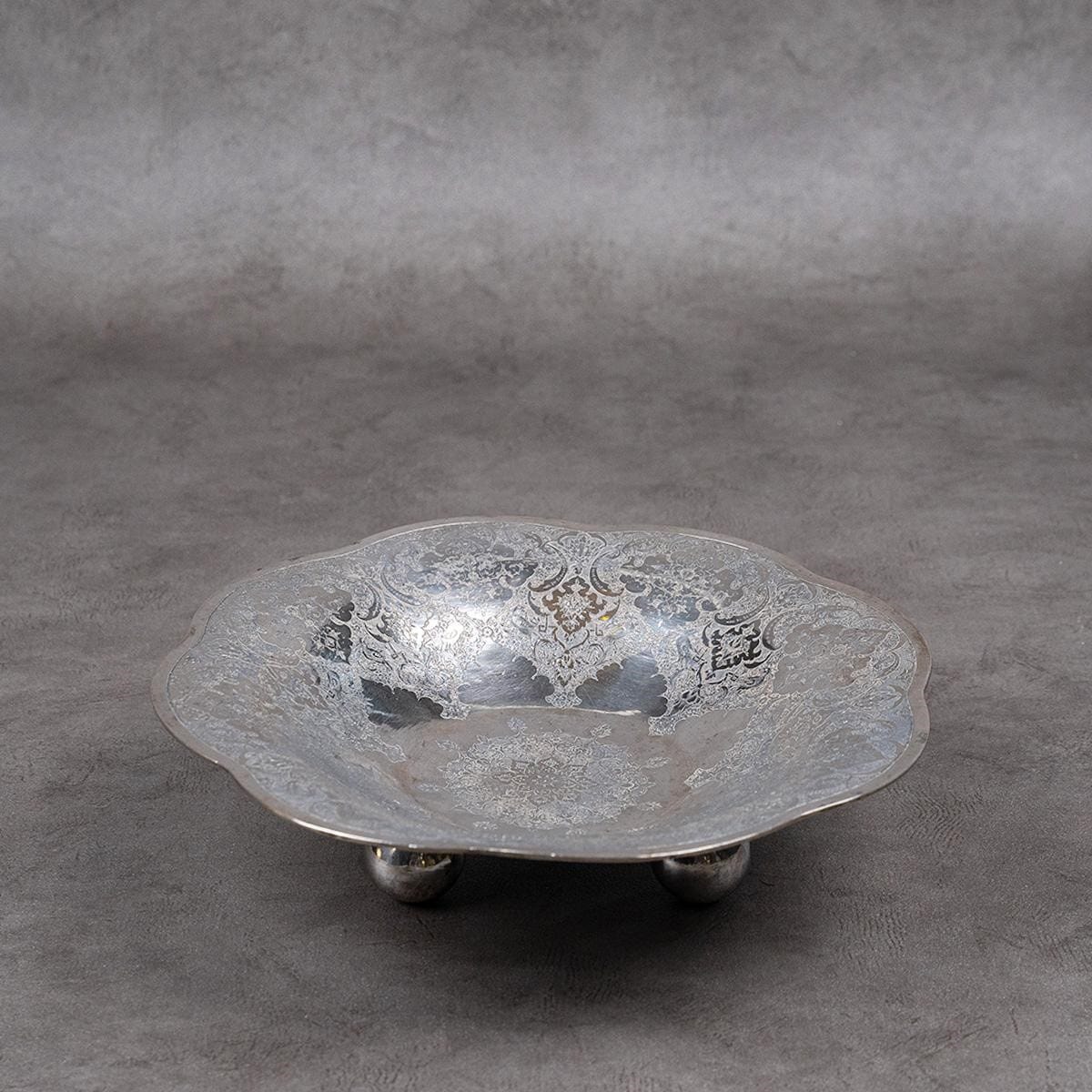 plate made of pure silver
