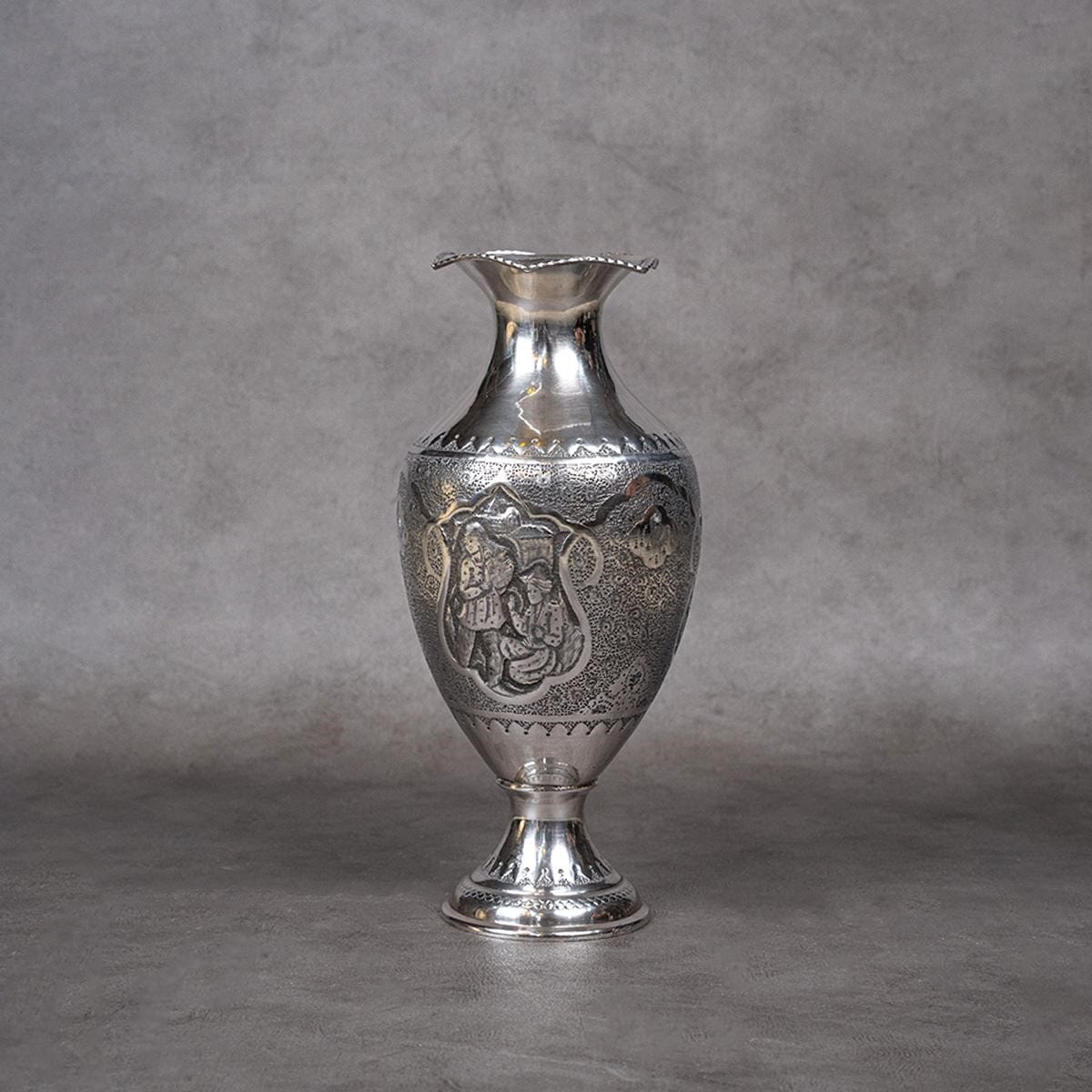 vase made of silver
